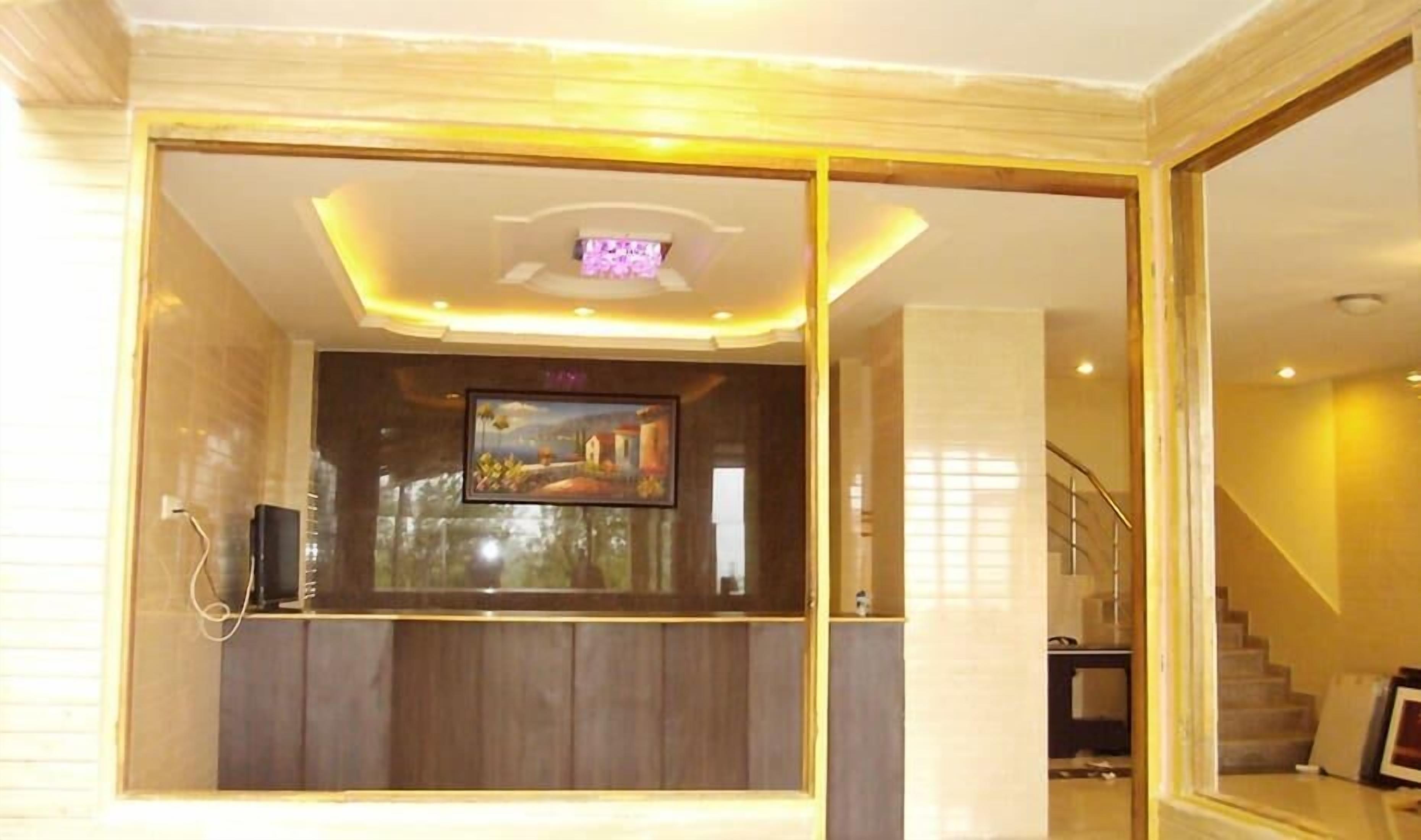 Lotus Inn River View - Manali (Himachal Pradesh) — Photos 1